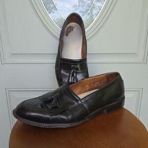 Allen Edmonds Newport Black Leather Tassel Loafers